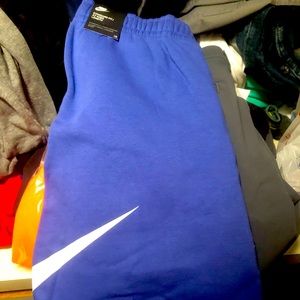 Men’s Nike fleece athletic shorts size L